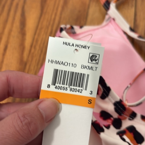 Hula Honey Wild About You Side-Lace One-Piece Swimsuit Juniors small Leopard NWT - Picture 7 of 9